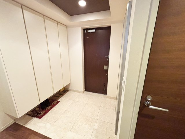 ロジュマン住吉山手の洋室