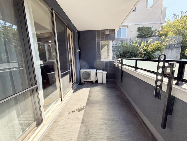 ロジュマン住吉山手のバルコニー