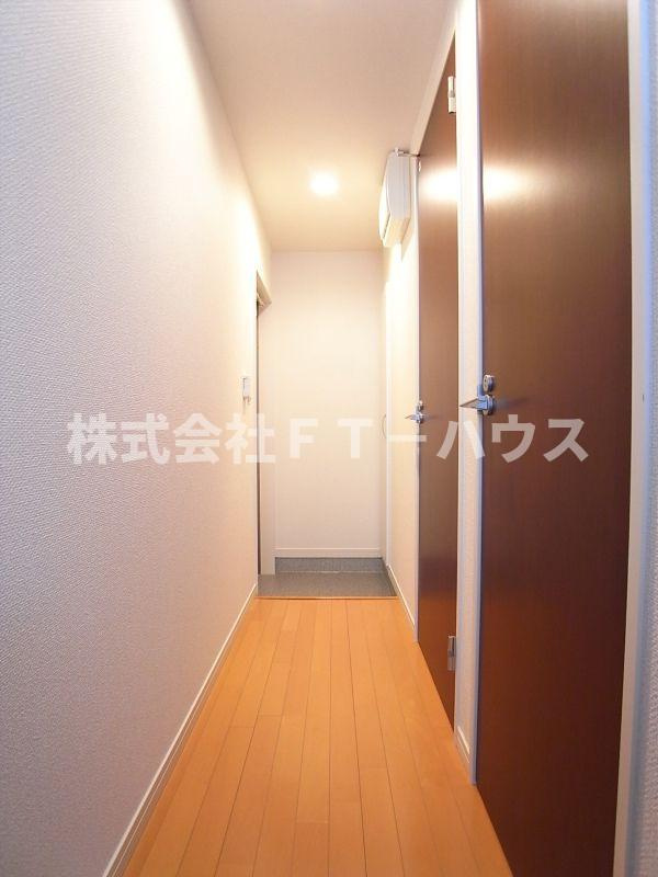 リブリ・宮本の玄関