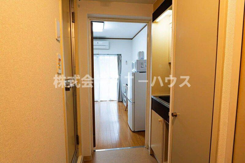 AP705 ヴィラージュ行徳の玄関