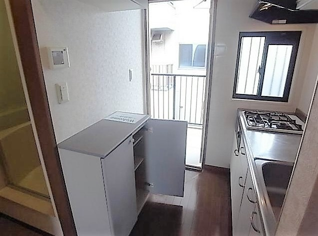 ローズパーク弐番館の玄関
