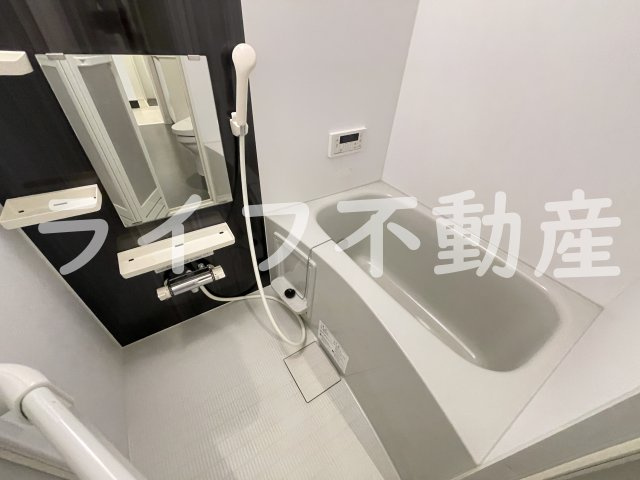 クレセントコートの浴室|日々の暮らしに欠かせないお風呂です