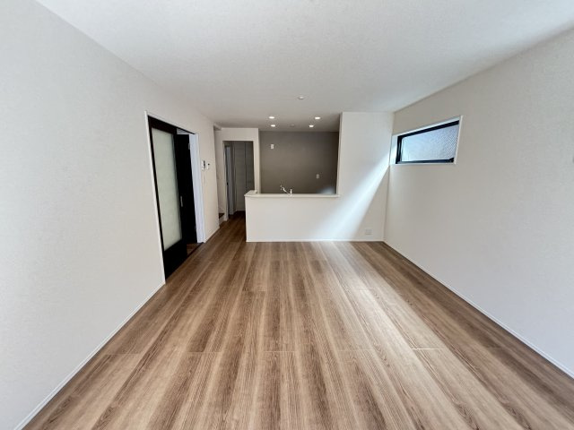 名古屋市南区南野2丁目71番『仲介手数料無料』新築一戸建て・建売の居間・リビング