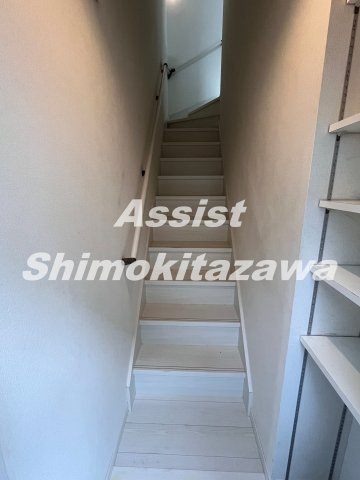 アーベインテラス下北沢Ⅱの玄関|※同物件同仕様の参考写真です