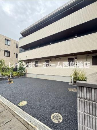 リラフォート紫苑の駐車場