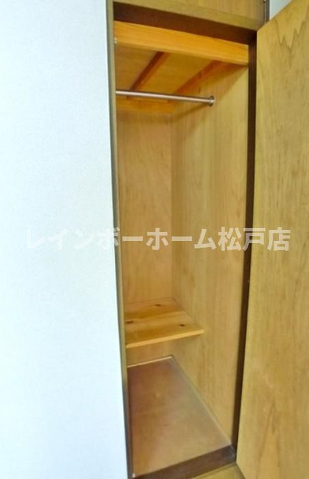 仲介手数料（賃料の1.10ヵ月）の50％OFF対象物件！の収納