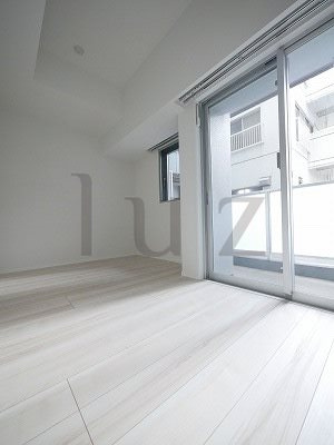 リヴシティ横濱新川町弐番館の居間・リビング