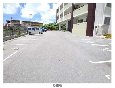 【駐車場】 | レジデンスタイガ | 駐車場があるので、車を買う予定の方も安心です