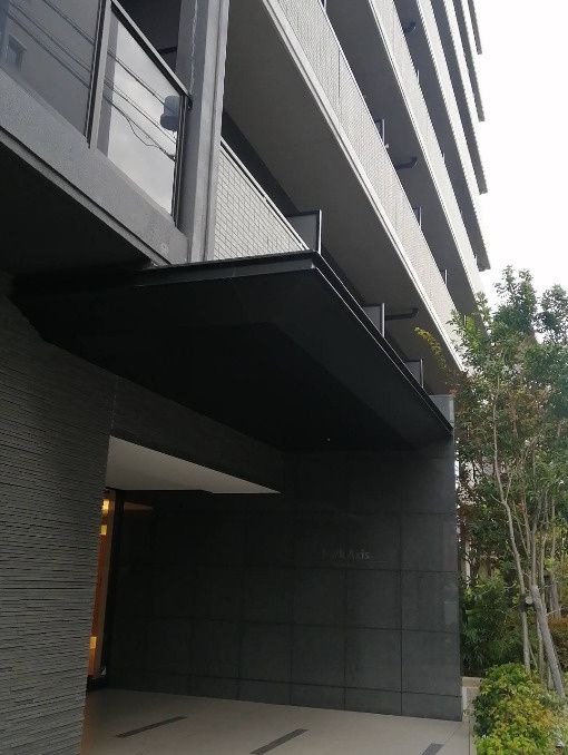 パークアクシス名古屋山王橋のエントランス