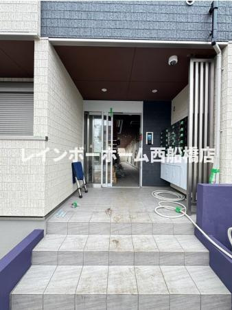 リラフォート紫苑のエントランス