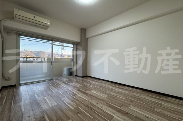 シロハイヌ今米の内装|中はこのようになっています