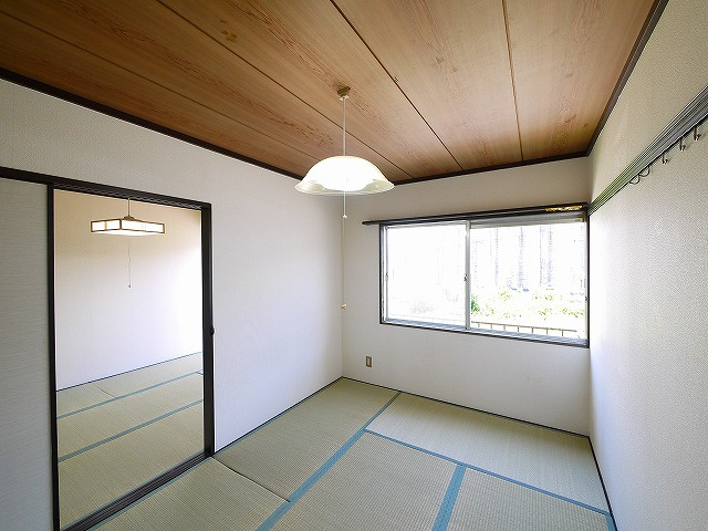 ニューハイツ東中の和室|ゆったりとくつろげる和室です