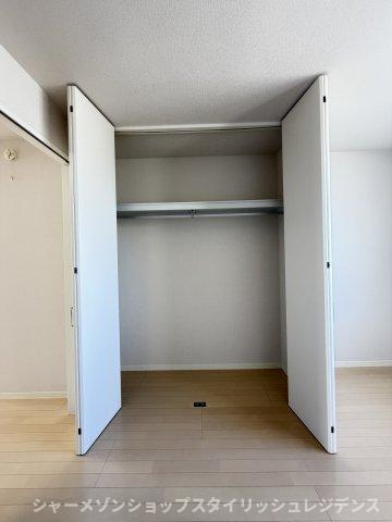 シャーメゾン花II の収納