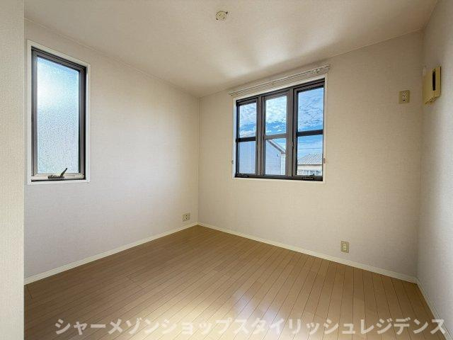 シャーメゾン花II の洋室