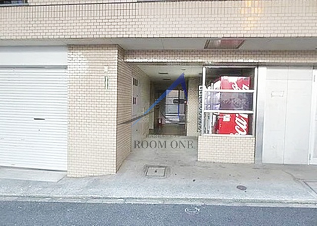 第二マンション安井のエントランス|エントランスです。