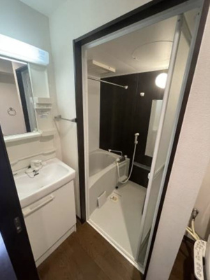 【玄関】 | クラスイン与儀 | 同一建物別部屋参考写真