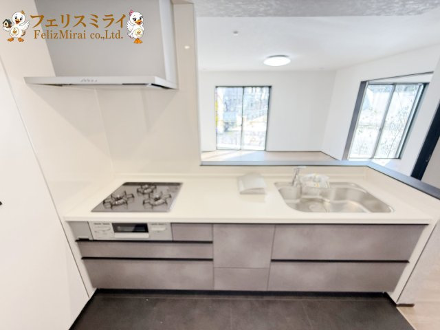 全１１１棟　北須磨タウン　I-４号棟のキッチン|◎本日ご見学可能です♪
◎当社限定！ご成約特典キャンペーン実施中♪
◎住宅ローンに自信有♪
◎地元スタッフが対応致します♪