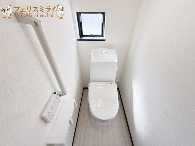 全１１１棟　北須磨タウン　I-４号棟のトイレ|◎本日ご見学可能です♪
◎当社限定！ご成約特典キャンペーン実施中♪
◎住宅ローンに自信有♪
◎地元スタッフが対応致します♪