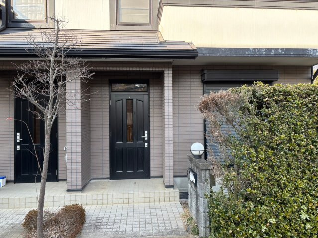 川崎市多摩区菅仙谷２丁目の一戸建てのエントランス