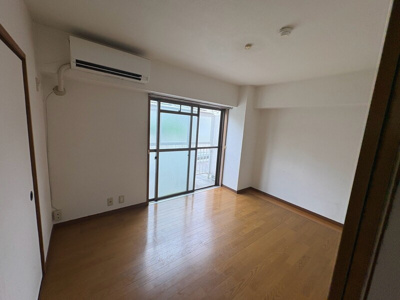【寝室】 | 大坂屋ビル