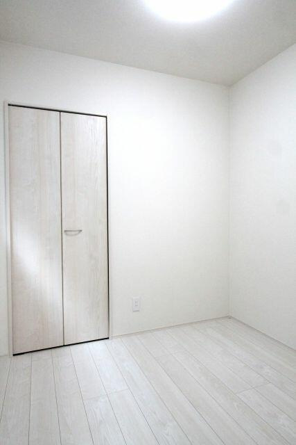 Luxe一之江の洋室|その他部屋
