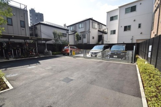 【駐車場】 | イニシア西日暮里ウエストメゾン