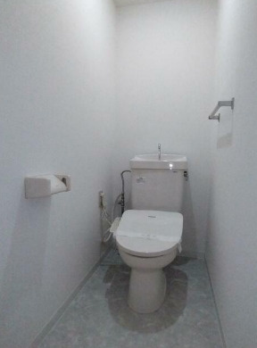 メイフラワー西片のトイレ|コンパクトで使いやすいトイレです