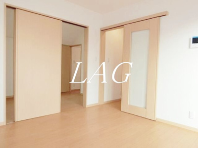 【居間・リビング】 | モーラ | 洋室のお部屋です。