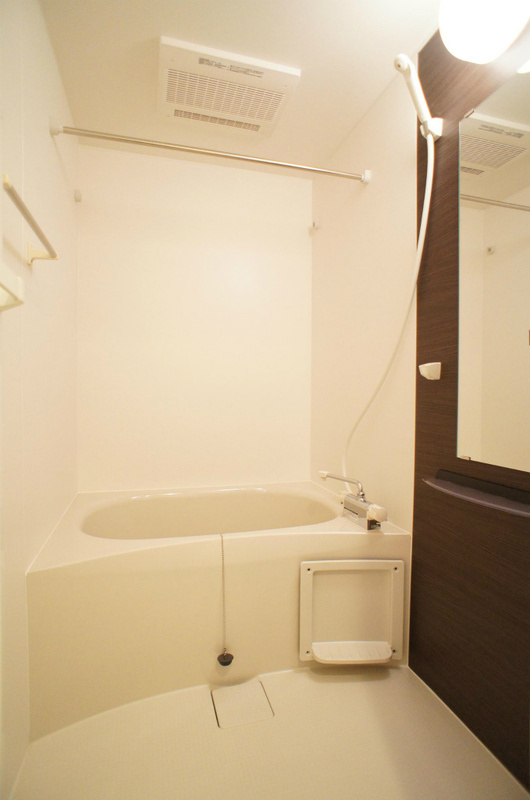 茅ヶ崎市東海岸北３丁目の賃貸マンションの浴室|浴室乾燥もあり女性の方も安心♪