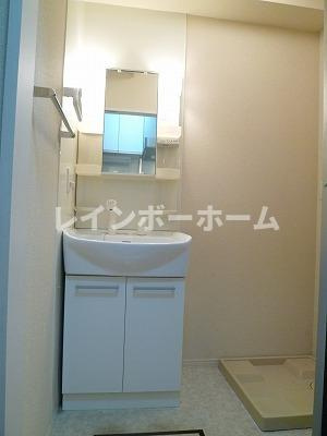 アベリアエステートの独立洗面台