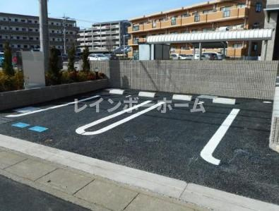 コクーンⅠの駐車場