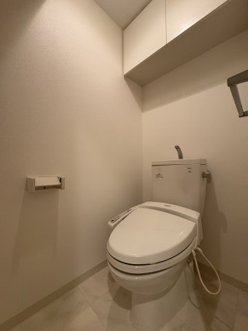 プライムアーバン用賀のトイレ|※清掃完了前です。