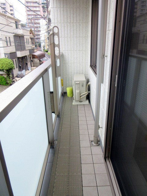 ルミエールメゾン千駄木のバルコニー