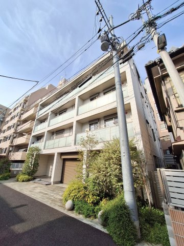 ルミエールメゾン千駄木の外観