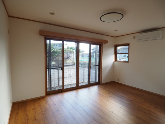 【居間・リビング】 | 中古戸建　小倉寺稲荷田 | ★内覧予約でブランド米2kg★