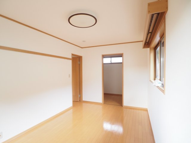 【洋室】 | 中古戸建　小倉寺稲荷田 | ★内覧予約でブランド米2kg★