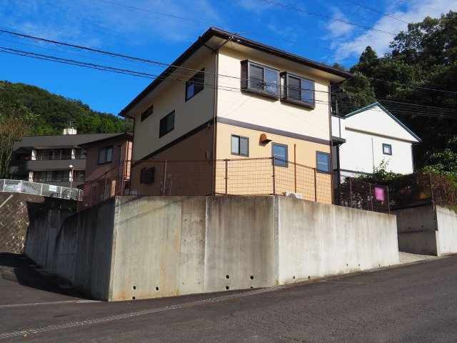 【前面道路含む現地写真】 | 中古戸建　小倉寺稲荷田 | ★内覧予約でブランド米2kg★