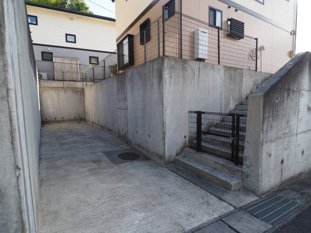 【駐車場】 | 中古戸建　小倉寺稲荷田 | ★内覧予約でブランド米2kg★