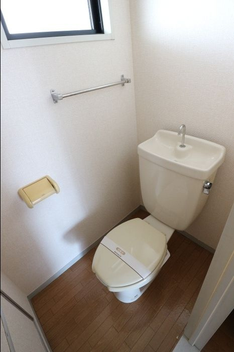 パールハイツ鏑木３９のトイレ