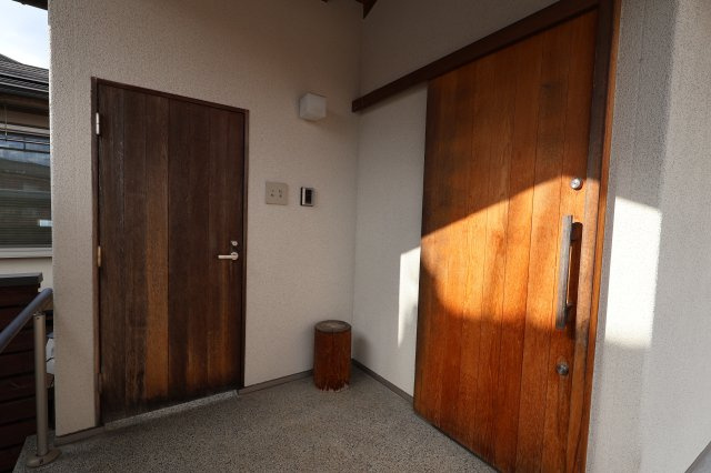 見附市新町１丁目　平屋　土地建物の玄関