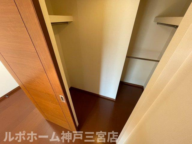 トア山手ザ・神戸タワーの収納