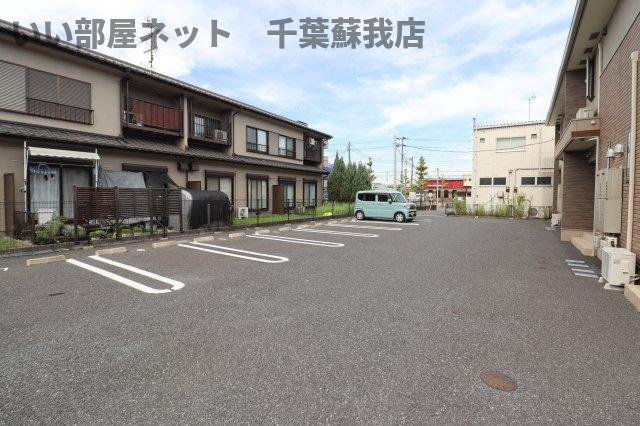レモンハウスⅡの駐車場|駐車場があるので、車を買う予定の方も安心です