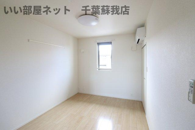 レモンハウスⅡの洋室|ゆったりした洋室です
