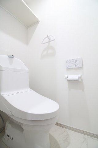 Gerberaのトイレ|落ち着いた色調のトイレです