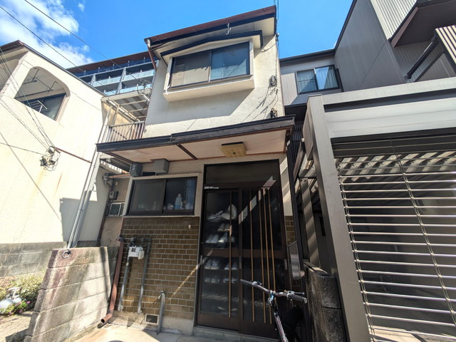 吉祥院西ノ庄西浦町テラスハウス