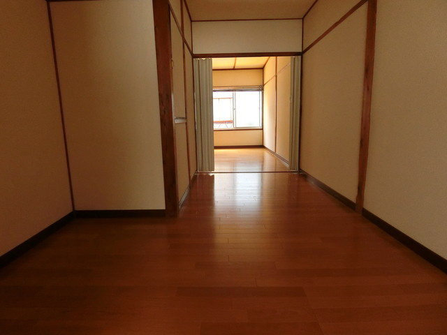 吉祥院西ノ庄西浦町テラスハウスの洋室