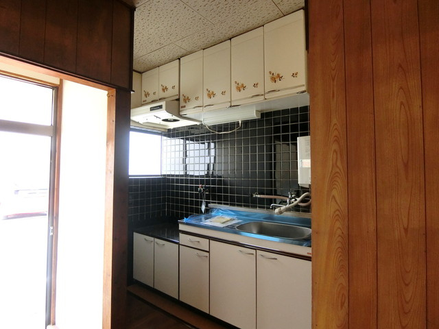 吉祥院西ノ庄西浦町テラスハウスのキッチン