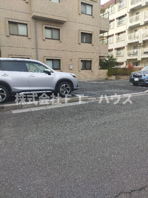 グレースマキノ№3の駐車場