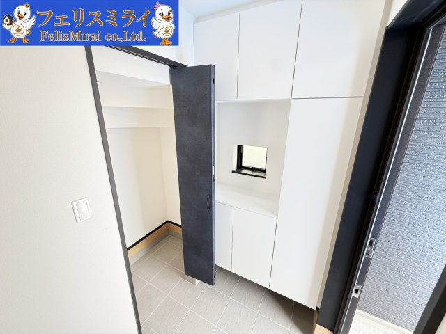 全１１１棟　北須磨タウン　I-７号棟の玄関|◎本日ご見学可能です♪
◎当社限定！ご成約特典キャンペーン実施中♪
◎住宅ローンに自信有♪
◎地元スタッフが対応致します♪