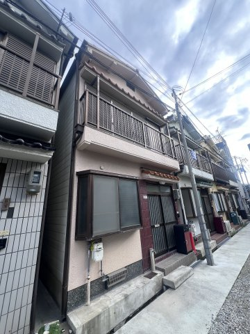 野田町8丁目貸家の外観
